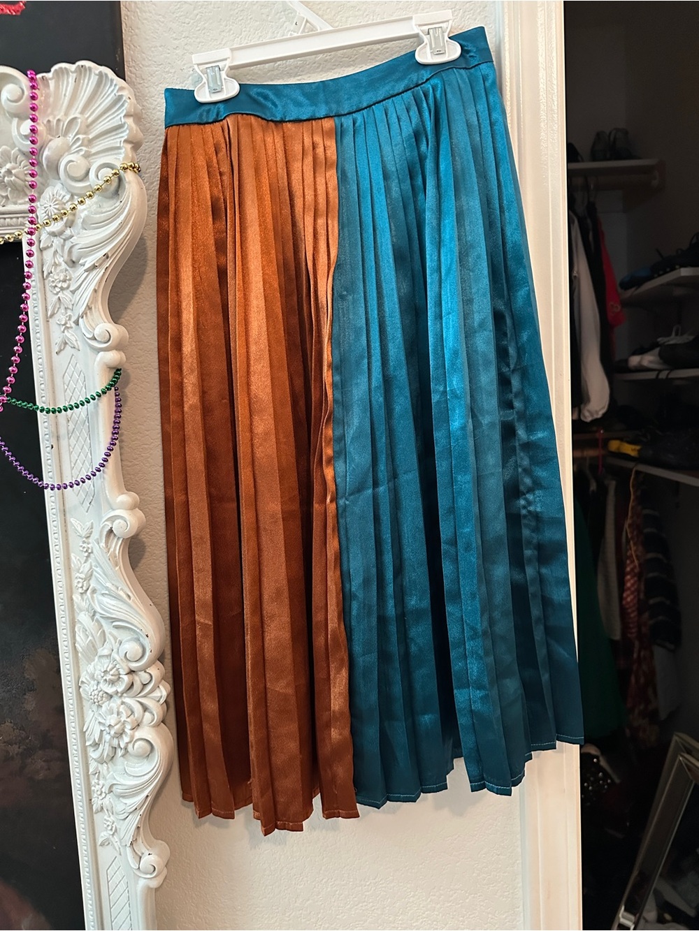 Nasty Gal Two-Tone Pleated Midi Skirt - Teal & Rust